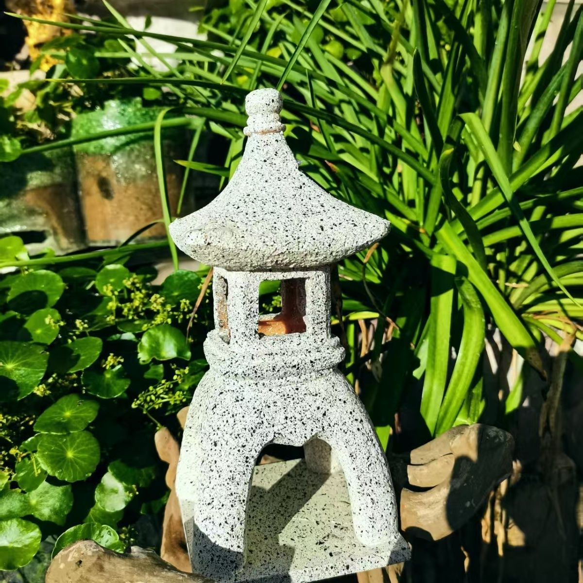 Pagoda Solar Decor Garden Ligh - Outdoor Lighting Architectural review and price